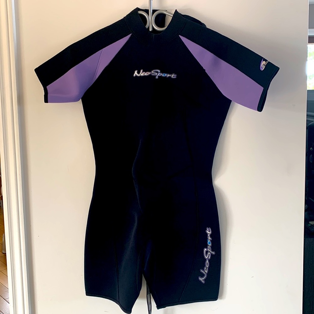 Neo sport Prenium wetsuits women Neoprene Shorty Sz 12 Medium Black Purple